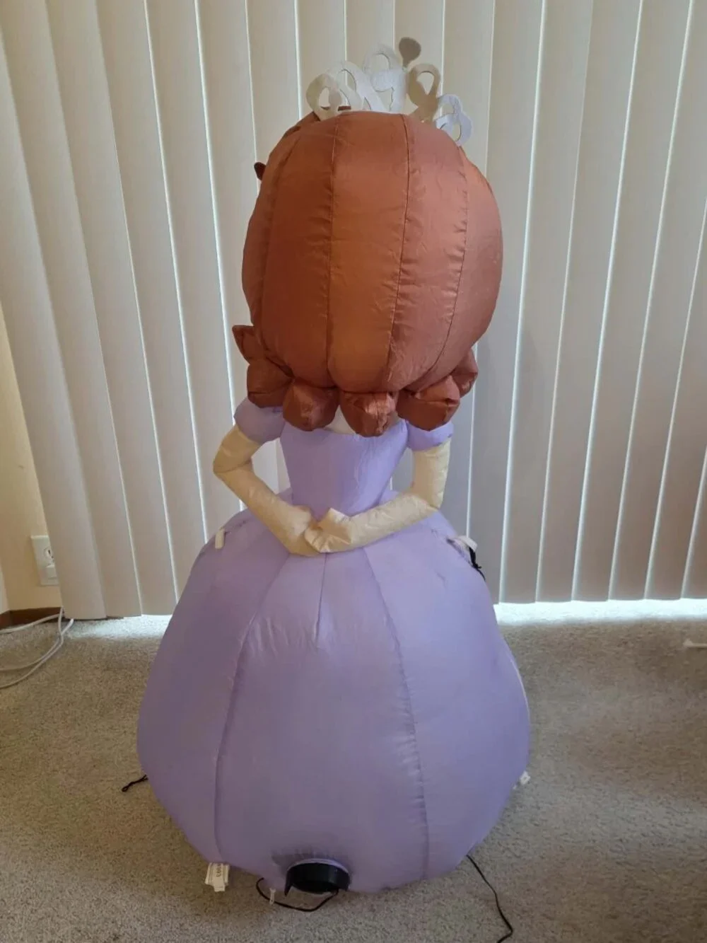 SOFIA THE FIRST AIRBLOWN INFLATABLE DISNEY LIGHT UP 3.5 FT. TALL